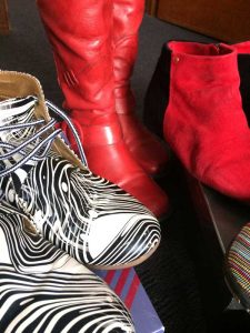 Fashion accessories - shoes and boots - The Goddess of Colour